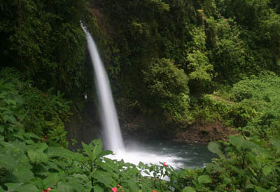 Mittelamerika, Costa Rica: Naturabenteuer - Wasserfall
